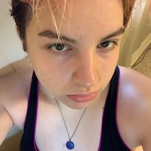 Meet your Posher, Devyn